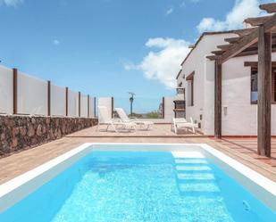 Swimming pool of House or chalet for sale in La Oliva  with Private garden and Swimming Pool