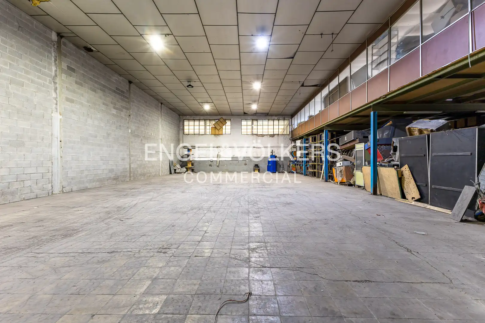 Nau industrial en venda en El Prat de Llobregat