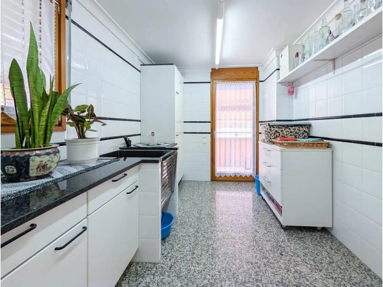 Kitchen of Houses for sale in Banyoles  with Air Conditioner, Heating and Private garden
