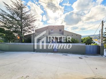 House with pool for sale in Calle Rosselló 8