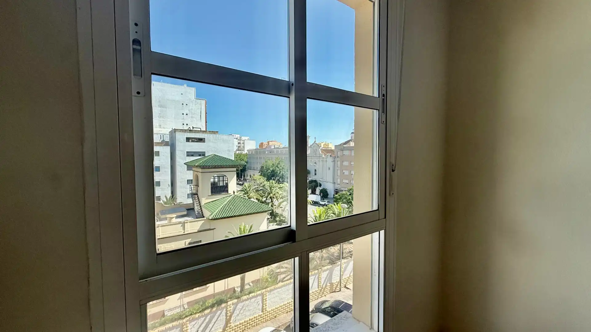 Außenansicht von Wohnung zur Miete in Cádiz