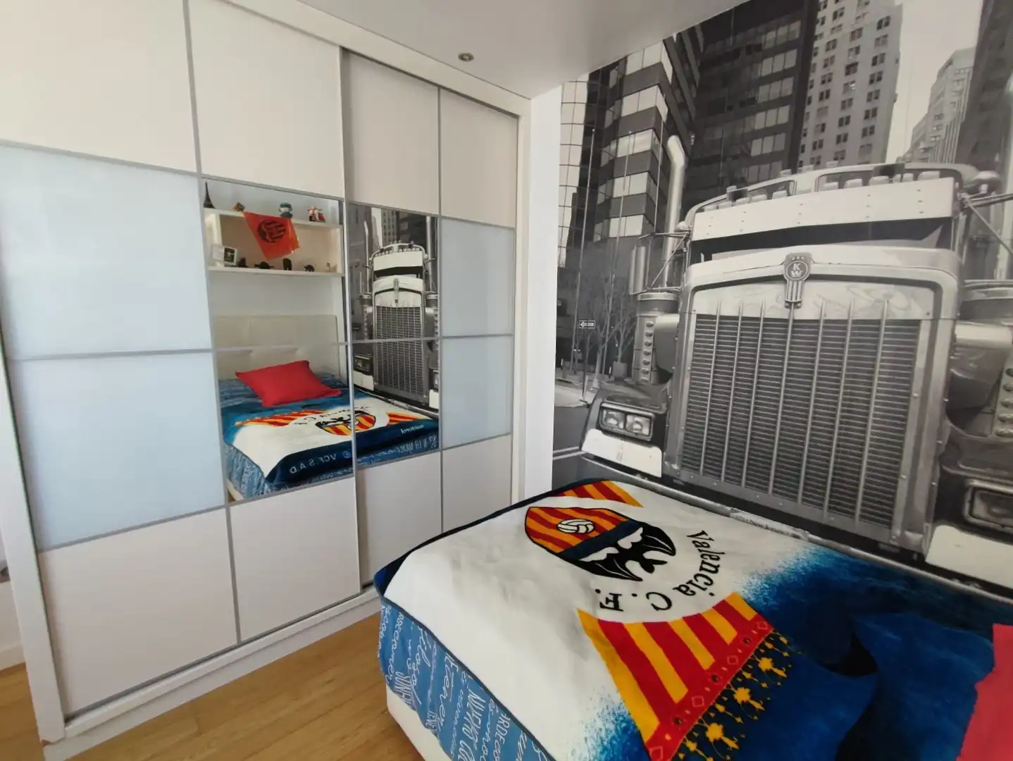 Schlafzimmer von Haus oder Chalet zum Verkauf in Sueca mit Klimaanlage und Abstellraum