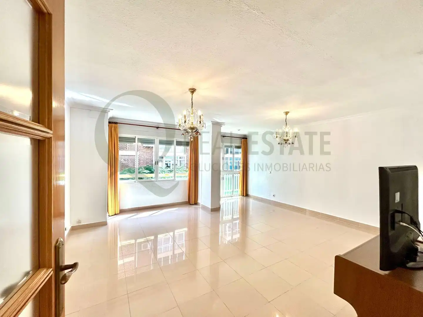 Sala de estar de Piso de alquiler en Alicante / Alacant con Aire acondicionado, Calefacción y Terraza