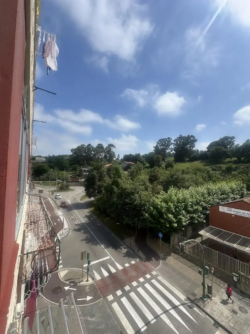 Vista exterior de Piso en venta en Torrelavega 