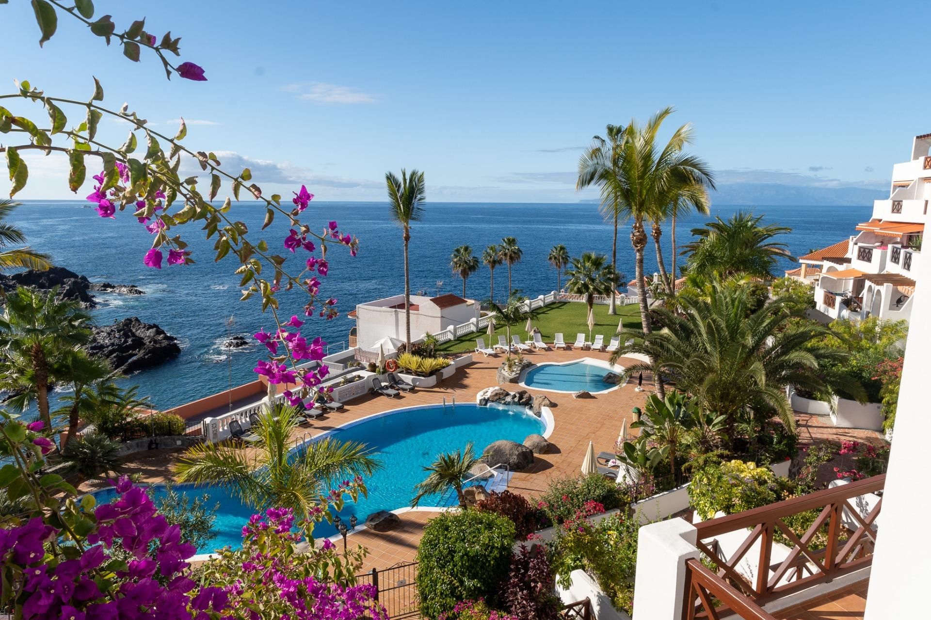Attic for sale in Santiago del Teide  with Private garden, Terrace and Balcony