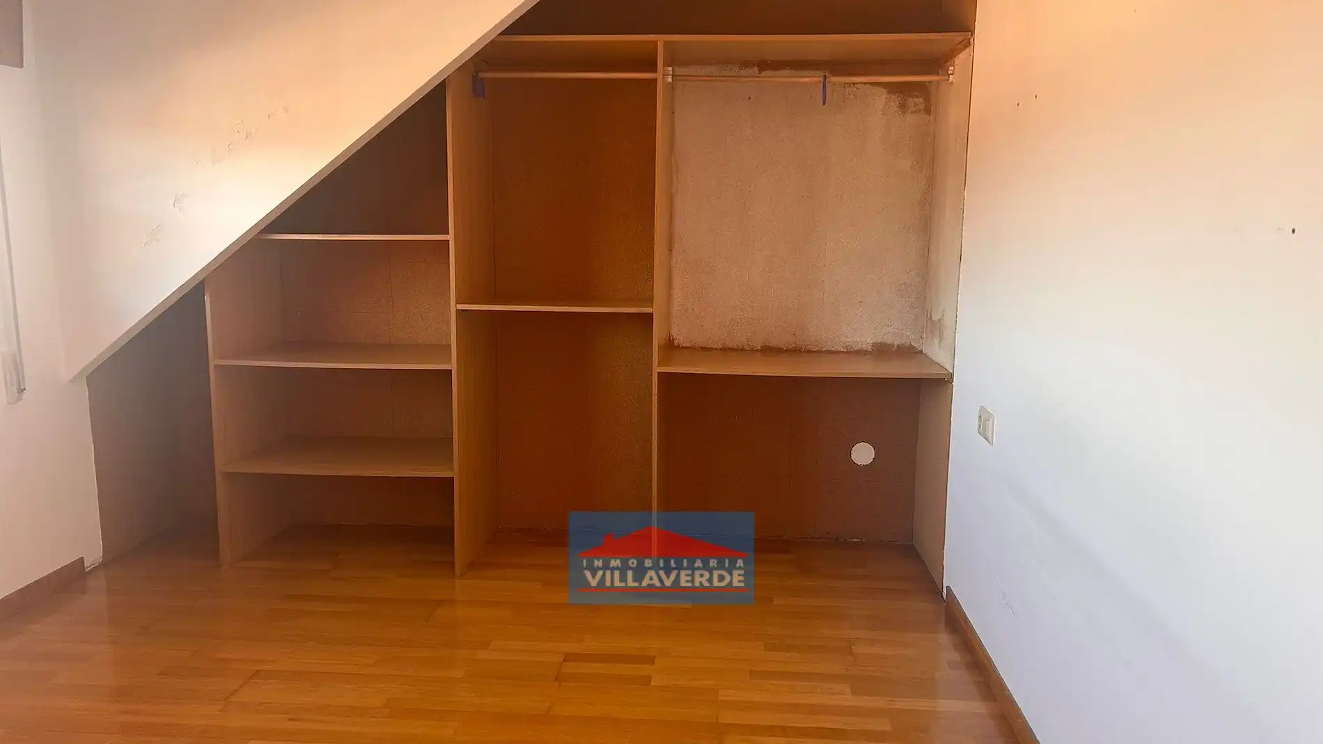 Dormitori de Casa o xalet en venda en Cangas 
