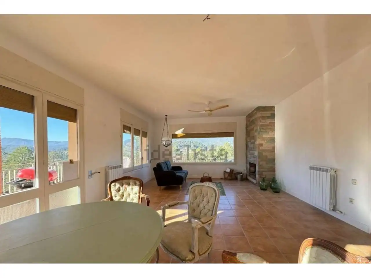 Villa avec jardin à louer à Sant Salvador de Guardiola