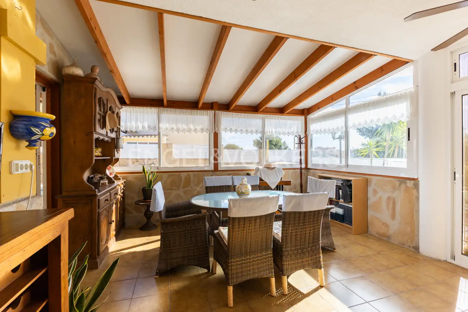 Menjador de Casa o xalet en venda en Oropesa del Mar / Orpesa amb Aire condicionat, Calefacció i Jardí privat