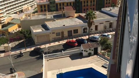 Foto 2 de Piso en venta en El Bajondillo, Málaga