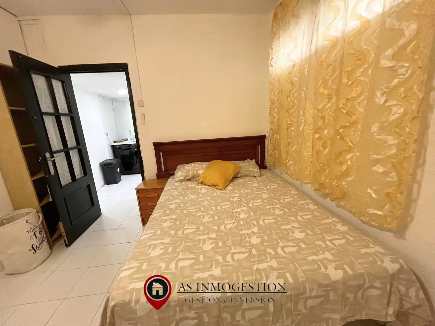 Bedroom of Flat for rent in Madrid  with Air Conditioner, Furnished and Oven