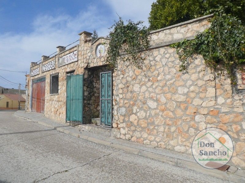 Exterior view of House or chalet for sale in Olivares de Duero