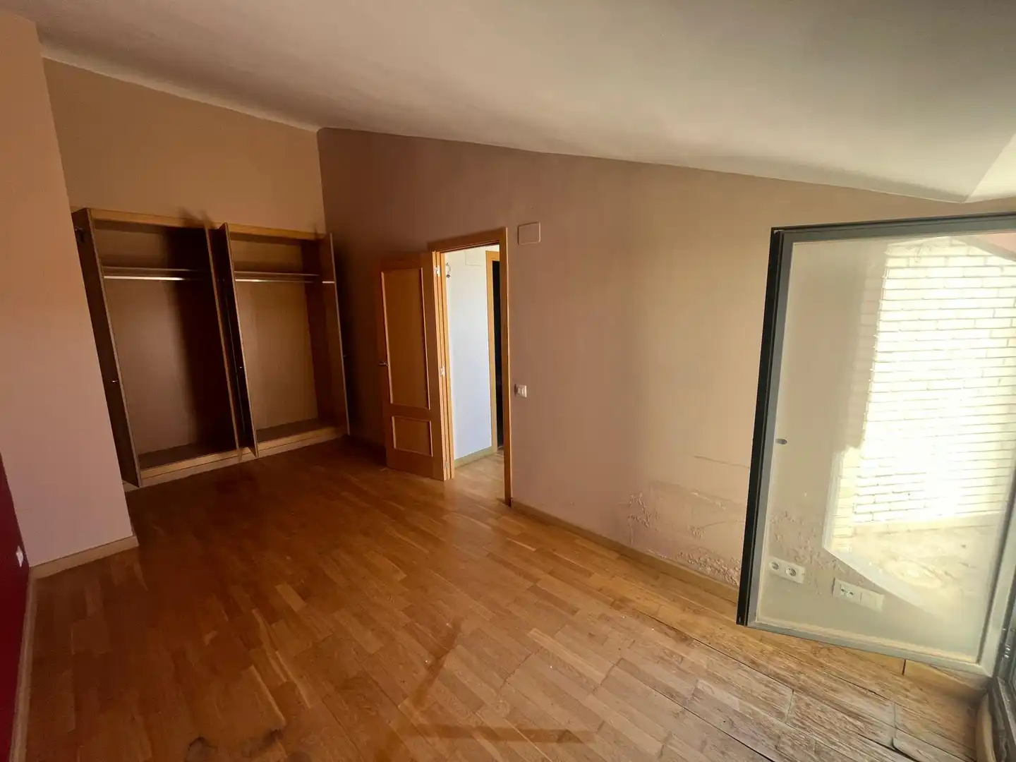 Habitación de Dúplex en venta en La Muela con Calefacción y Terraza