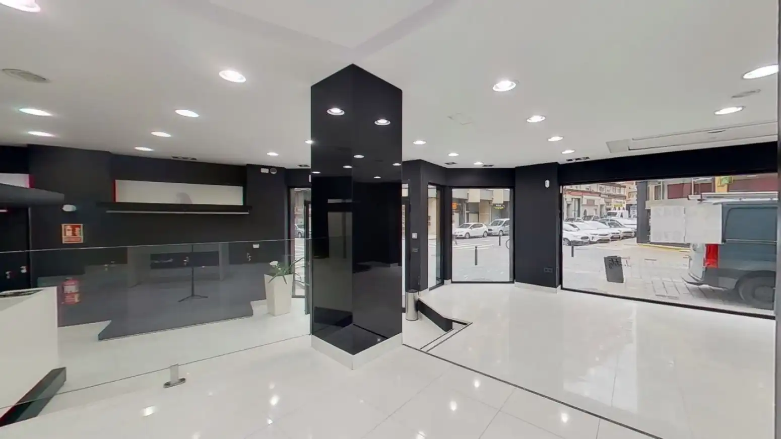 Commercial properties for rent in Torrelavega   with Air Conditioner