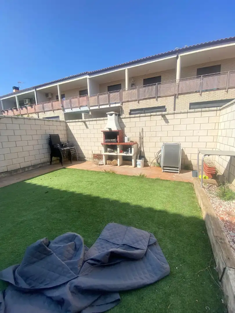 Terraza de Casa adosada en venta en Cintruénigo con Calefacción, Jardín privado y Terraza