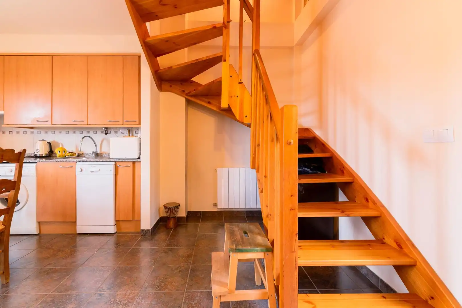 Casa adosada en venta en Biescas con Calefacción, Jardín privado y Amueblado