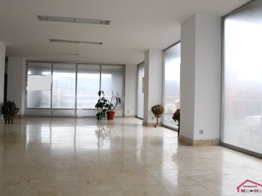 Local comercial en venda a Paseo Larratxo