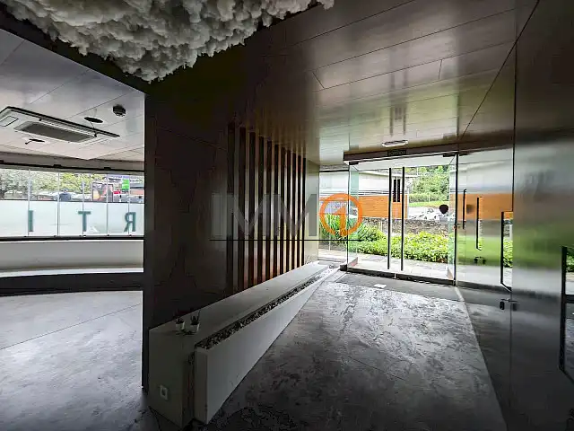 Local comercial de lloguer a Les Escaldes, imagen 9