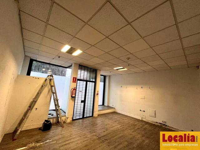 Local comercial en Alquiler en Cerezo - Aspla - Torres