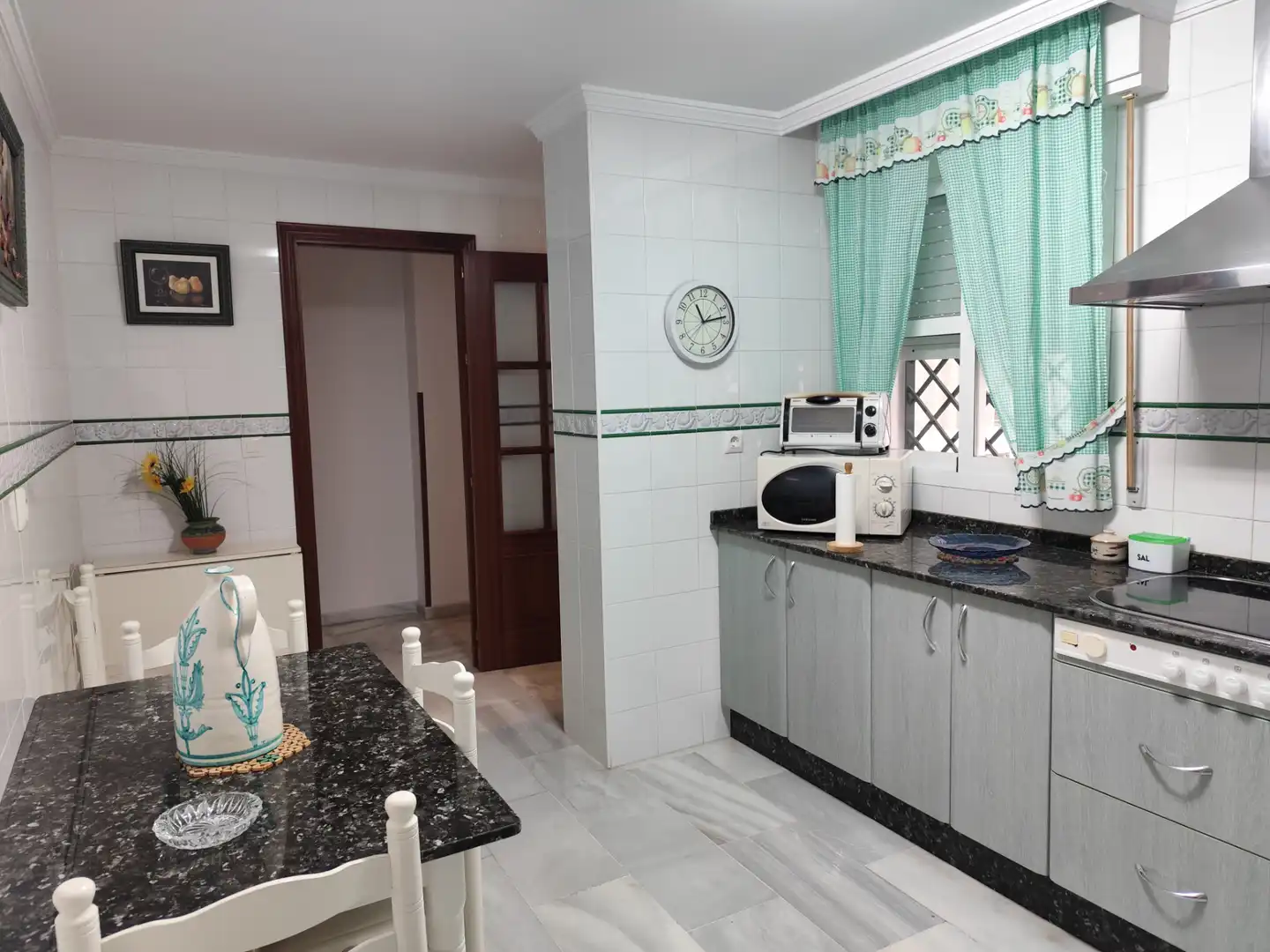 Appartamento con balcone in affitto a Calle Manuel de Diego Lora 6, imagen 18