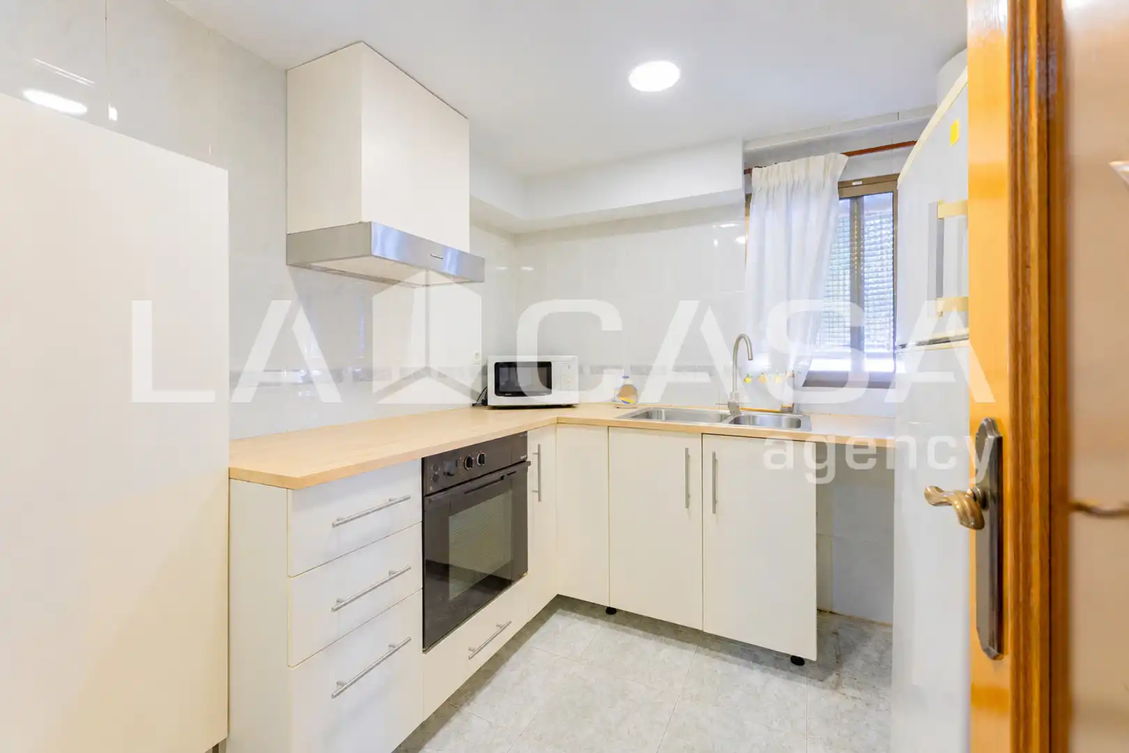 Cocina de Piso en venta en Valencia con Balcón