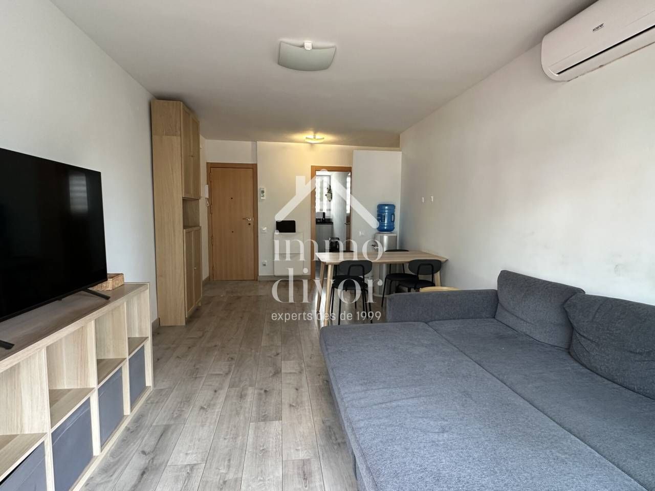 Sala d'estar de Pis en venda en Sant Andreu de Llavaneres amb Aire condicionat, Parquet i Balcó