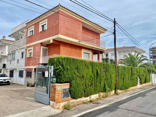 Casa-chalet en Venta en Carrer la Punta, 268 en Heliópolis
