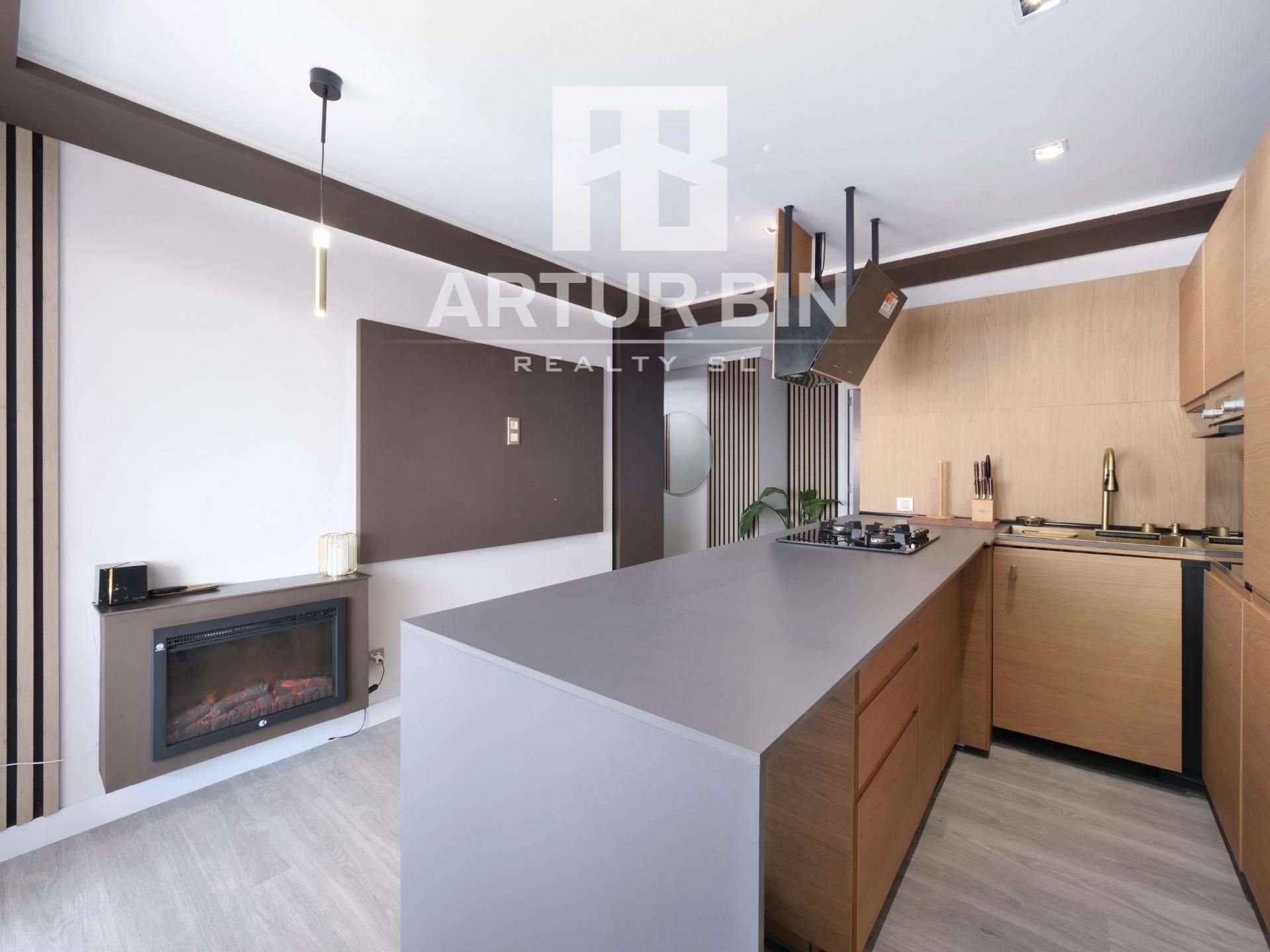 Cuina de Apartament en venda en  Valencia Capital amb Calefacció, Terrassa i Traster