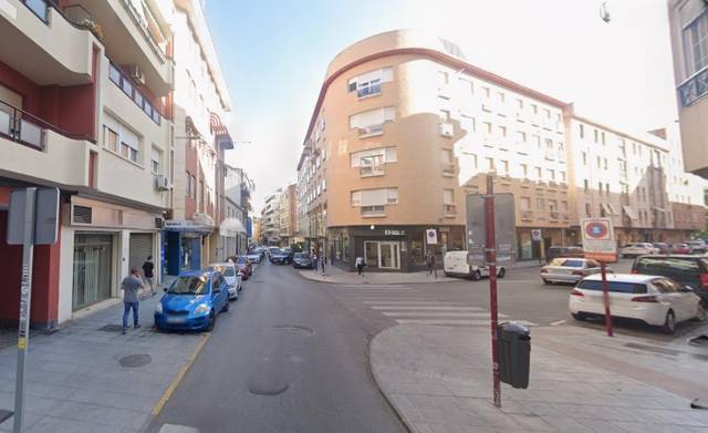 Local comercial en Venta en Calle Ciruela en Cortes - Huertas