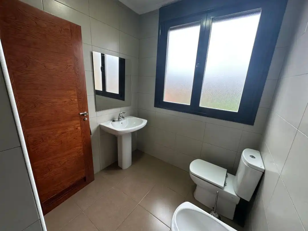 Baño de Casa o chalet en venta en Elburgo / Burgelu con Calefacción, Jardín privado y Terraza