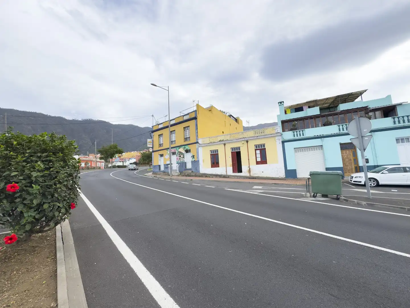 Vista exterior de Casa o chalet en venta en La Orotava con Jardín privado, Terraza y Trastero