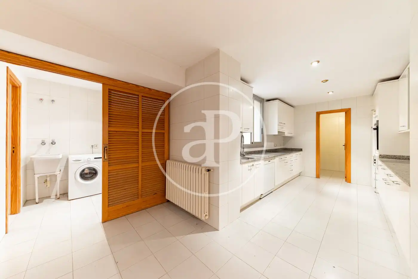 Cocina de Piso en venta en  Palma de Mallorca con Calefacción, Jardín privado y Terraza