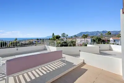 Terrassa de Casa o xalet en venda en Marbella amb Aire condicionat, Calefacció i Jardí privat