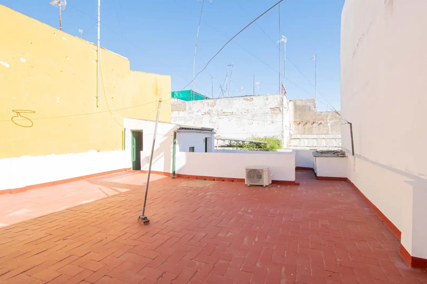 Terraza de Casa o chalet en venta en Sevilla con Aire acondicionado, Calefacción y Terraza