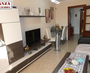 Sala d'estar de Àtic en venda en Málaga Capital amb Aire condicionat, Terrassa i Traster