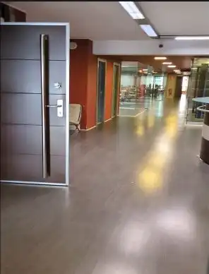 Oficina de alquiler en Vigo  con Aire acondicionado