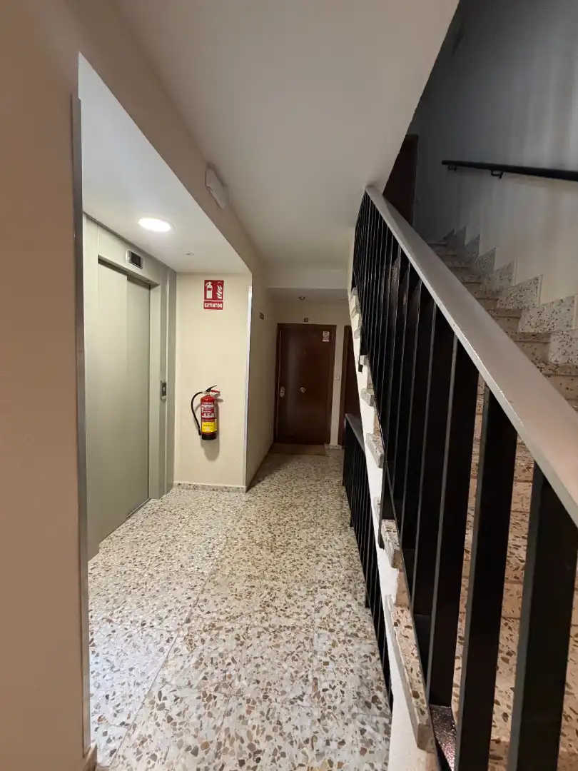Pis amb ascensor en venda a Calle de Camarena, imagen 28