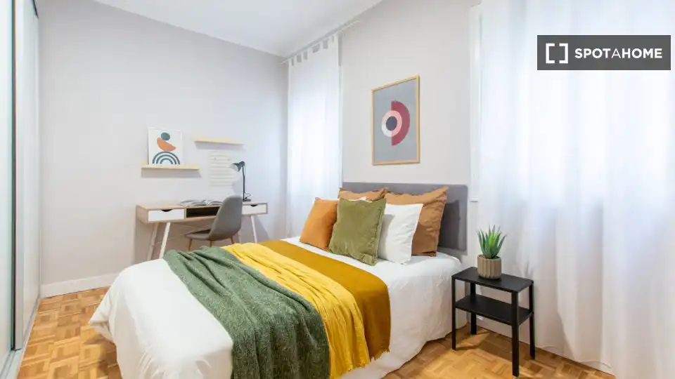 Bedroom of Flat for share in Moncloa - Aravaca