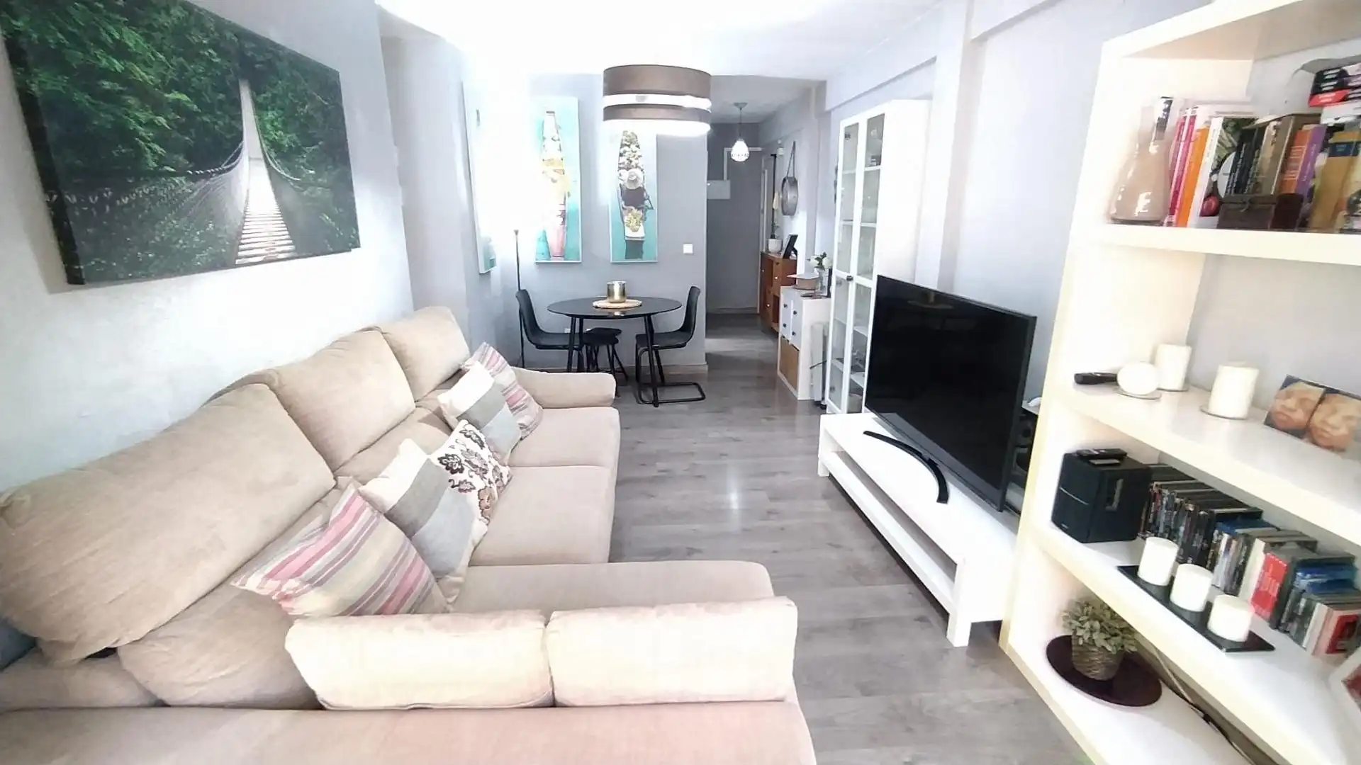 Sala d'estar de Pis en venda en Carretera de Cádiz