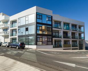 Exterior view of Flat for sale in La Oliva