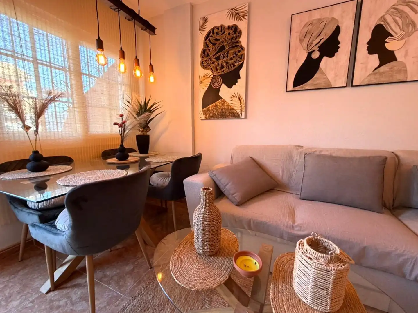 Sala de estar de Casa adosada en venta en Orihuela con Aire acondicionado, Terraza y Trastero