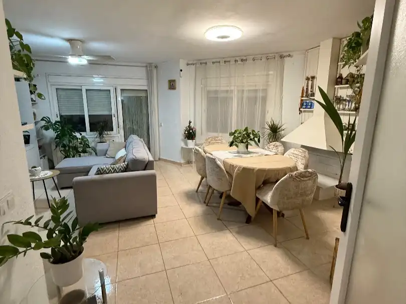 Apartamento con piscina en venta en Carrer Queralbs 22, imagen 3