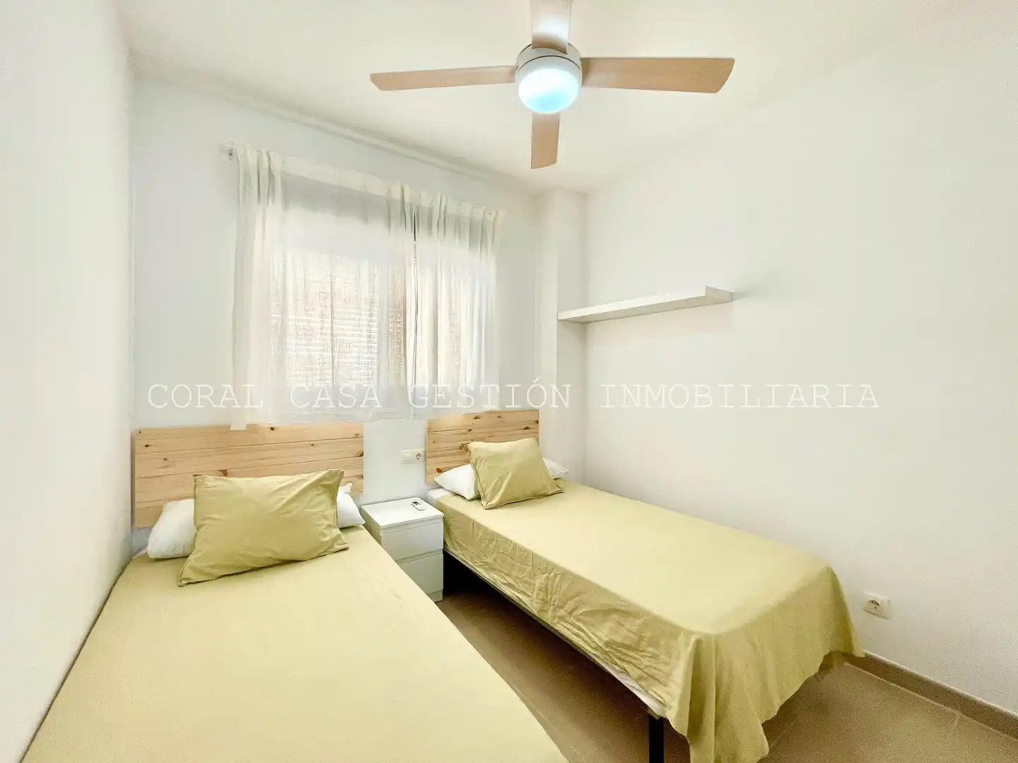Apartamento de alquiler en V-01, Almenara
