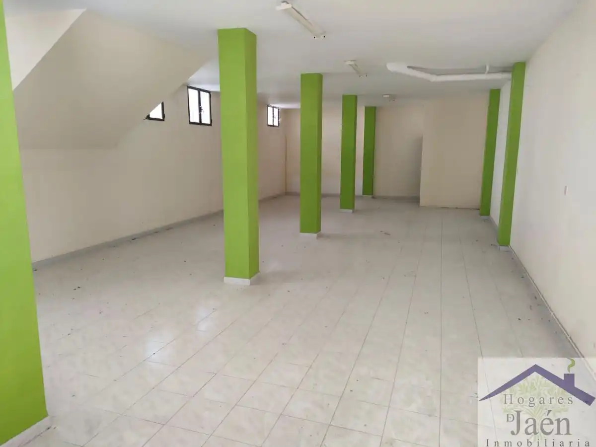 Local comercial en venda a PLAZA LA FUENTE, P.SS, Po.1, imagen 4