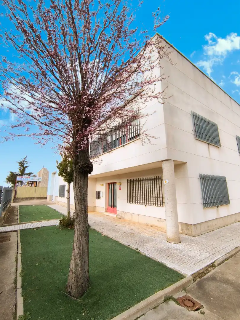 Exterior view of Industrial buildings for sale in Palencia  with Heating and Alarm
