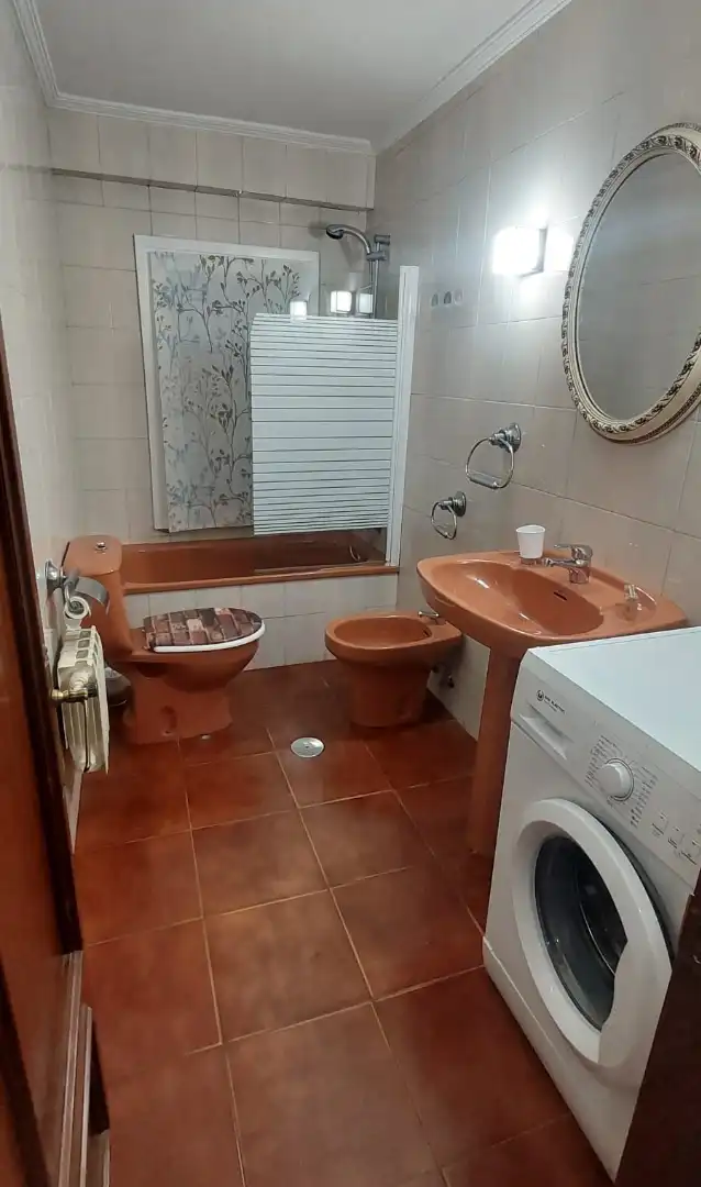 Flat for rent in Avenida de la Costa, Barrio del Centro