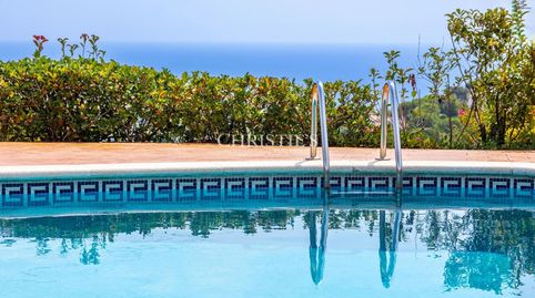 Chalet con piscina, jardín y vistas panorámicas al mar, imagen 5
