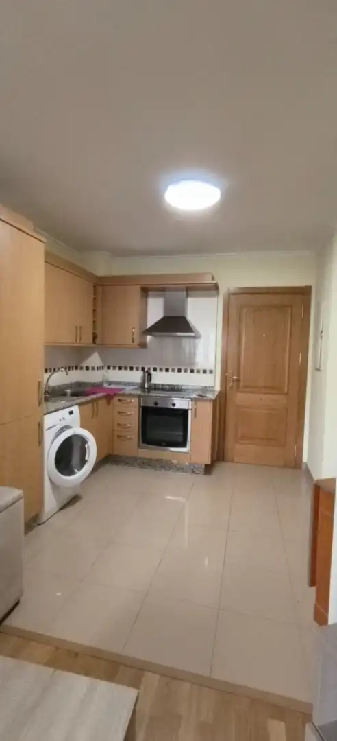 Cuina de Planta baixa en venda en Cedeira amb Aire condicionat, Calefacció i Parquet