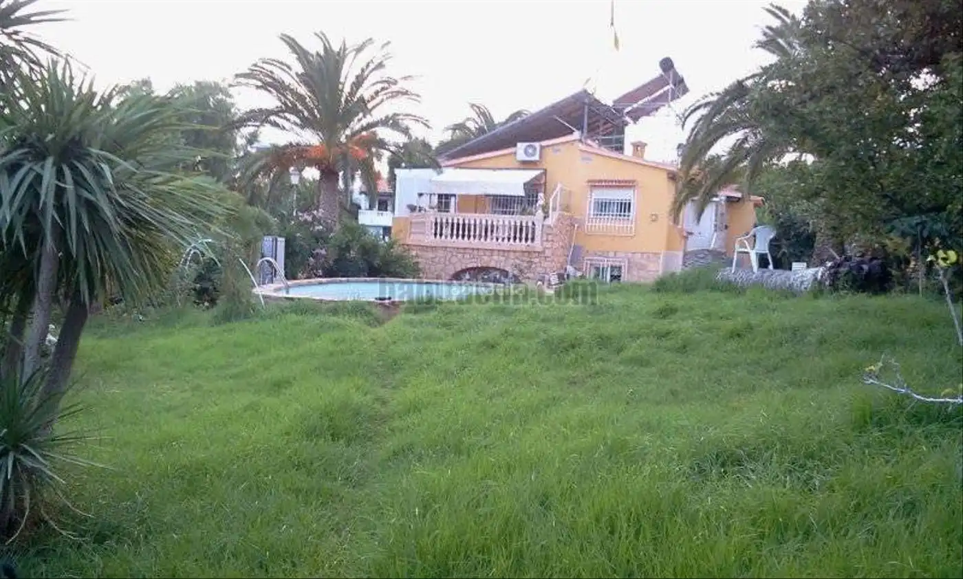 Casa amb piscina en venda a Carrer de l'Agró 20