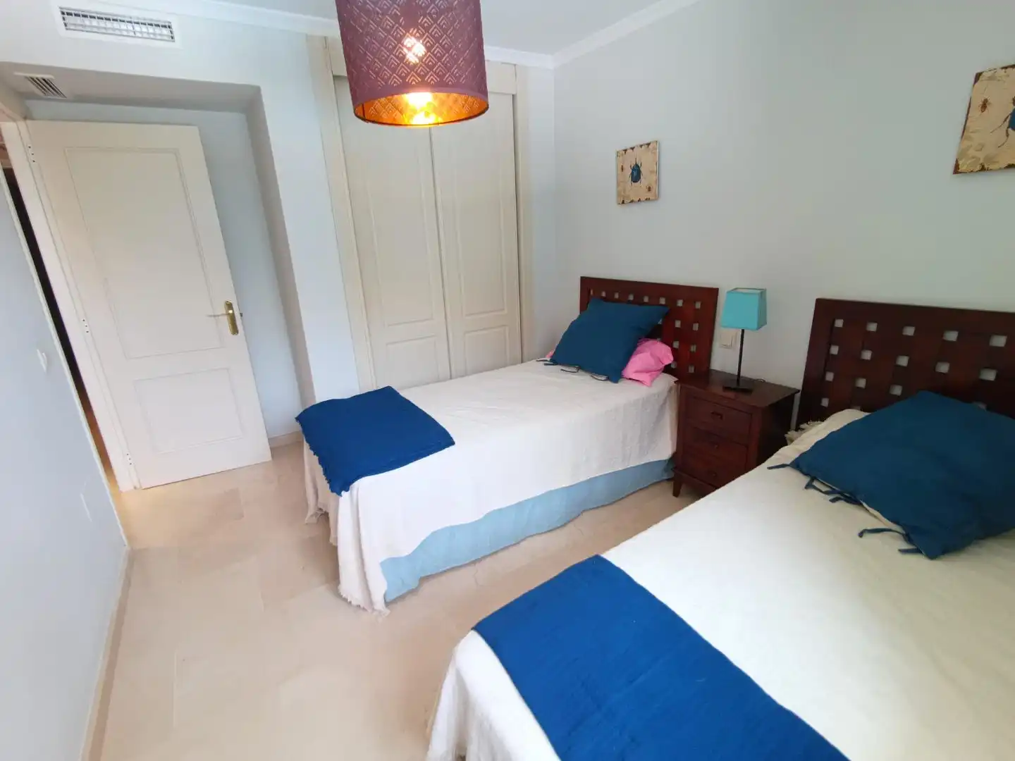 Bedroom of Flat for sale in Sotogrande  with Air Conditioner, Terrace and Balcony