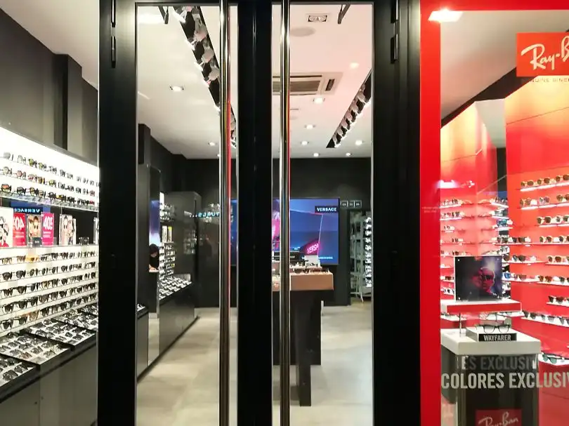 Local de lloguer en  Pamplona / Iruña amb Aire condicionat